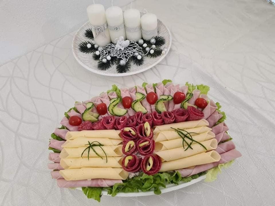 Jolan Pension & Restaurant Cicov Экстерьер фото