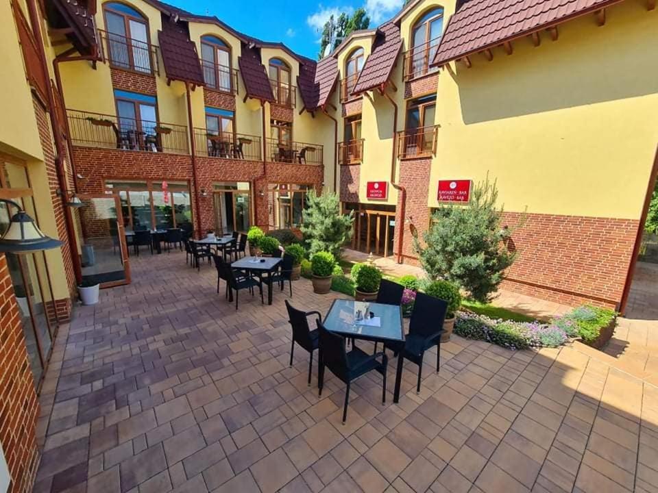 Jolan Pension & Restaurant Cicov Экстерьер фото
